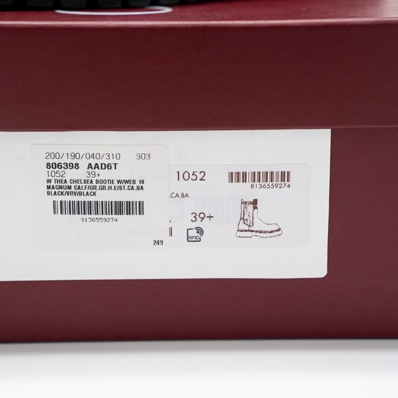 size 39.5G 9.5 US Gucci Chelsea Web Black Calf Leather Boots - Picture 10 of 10